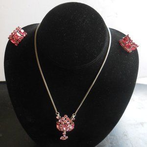 Choker-Collar Necklace with Pink Rhinestones and matching Half Round Earrings